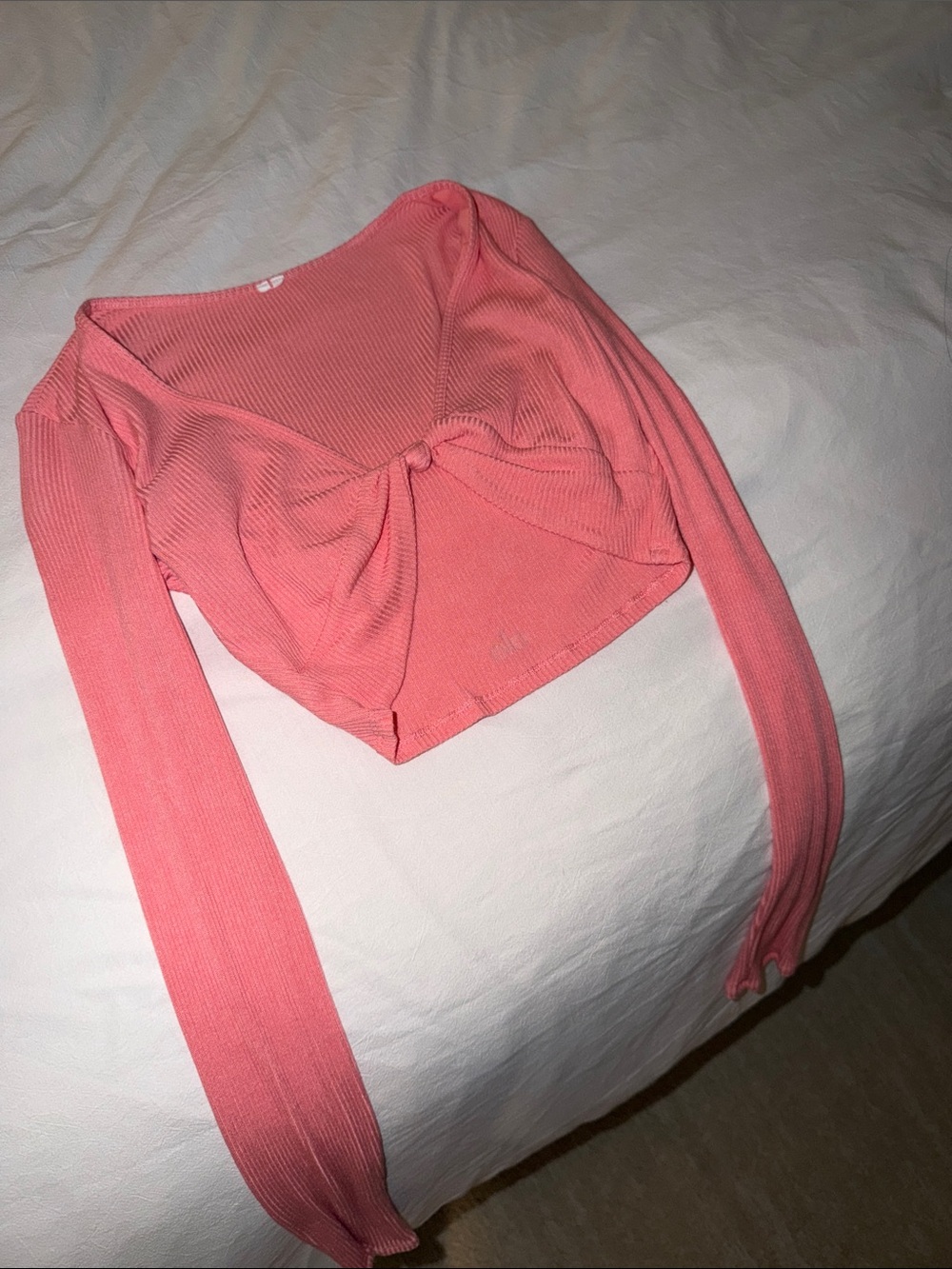Alo yoga the knotty coral Pink Knot-Front Long Sleeve Crop Top size small